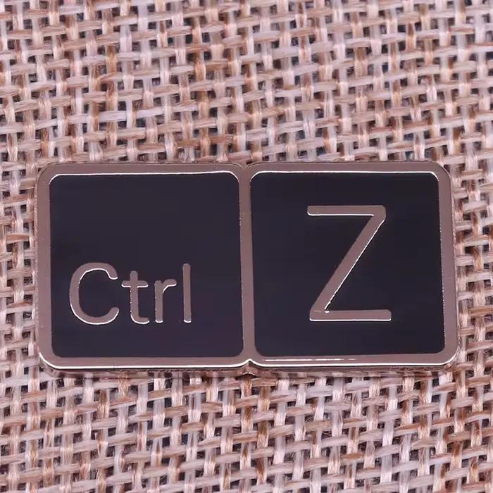 Ctrl Z Épinglette Geek cadeau Badge de clavier