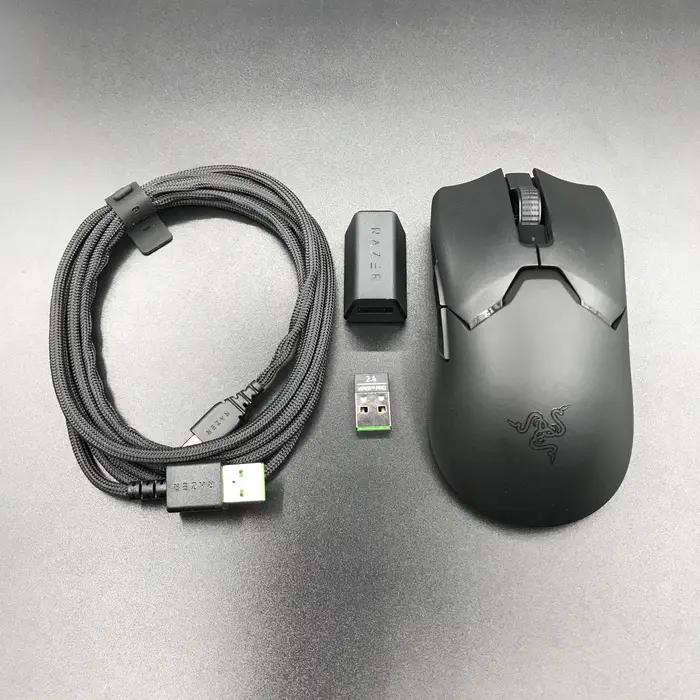 Souris de jeu sans fil Razer Viper V2 Pro Hyperspeed : 58 g Ultra légère - Commutateurs optiques Gen