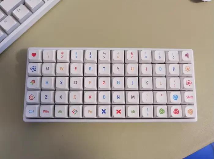 Planck 50 clavier tri-mode disposition compacte personnalisé échange à chaud 2.4G sans fil VIA 50% c