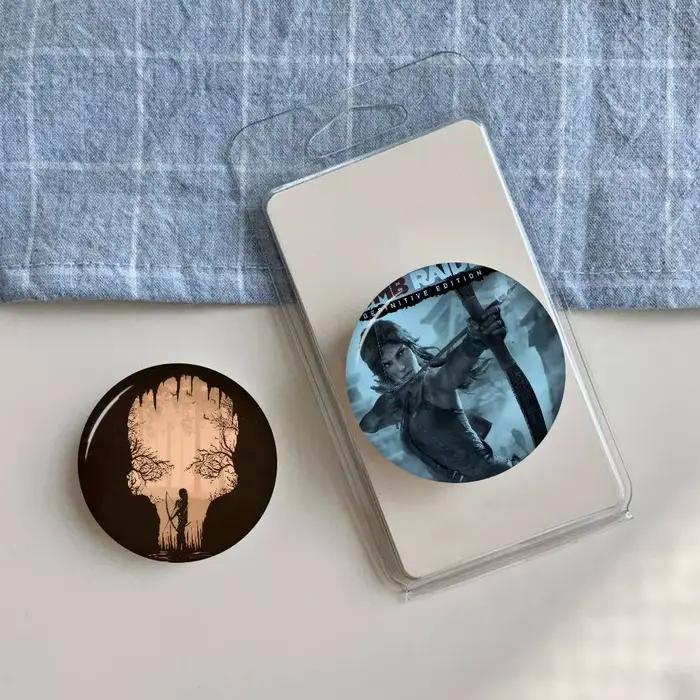 Broches de dessin animé Lara Croft Tomb Raider