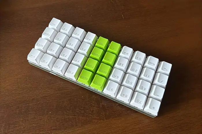 P40 Ortho clavier 40% rvb en ligne filaire QMK