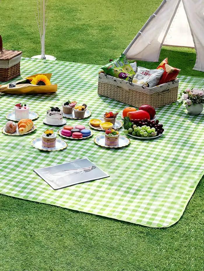 Tapis de pique-nique pliable, tapis de plage de sable Portable, tissu Non tissé épais, couverture de Camping, tapis de pique-nique en plein air résistant à l'humidité