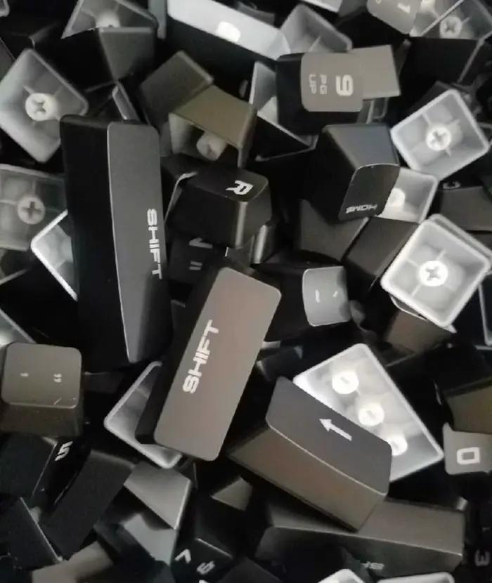 1 ensemble complet de capuchons de touches d'origine pour clavier mécanique Corsair K70 LUX/K70 LUX RGB/K95 STRAFE K63