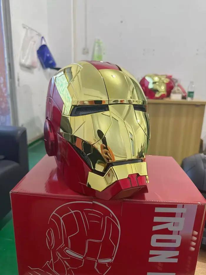 Casque Iron Man Mk5 1/1, portable et transformable, ouverture et fermeture électriques à commande vocale, objet de collection et de décoration