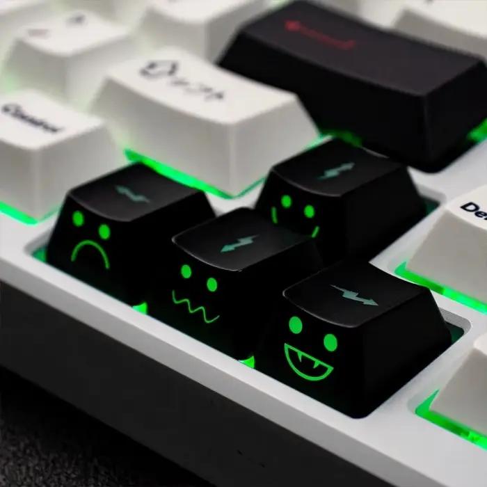 Capuchons de touches Emo mignons design emoji personnalisables pour clavier mécanique rétroéclairage compatible avec WASD et touches de direction occasions spéciales