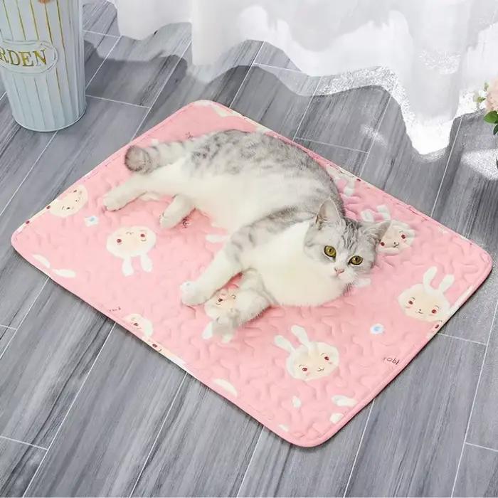 Tapis de pipi lavable pour animaux de compagnie, tapis réutilisable pour chiens, lit d'urine lavable, tapis d'entraînement pour chien, quatre saisons, tapis d'urine pour animaux de compagnie