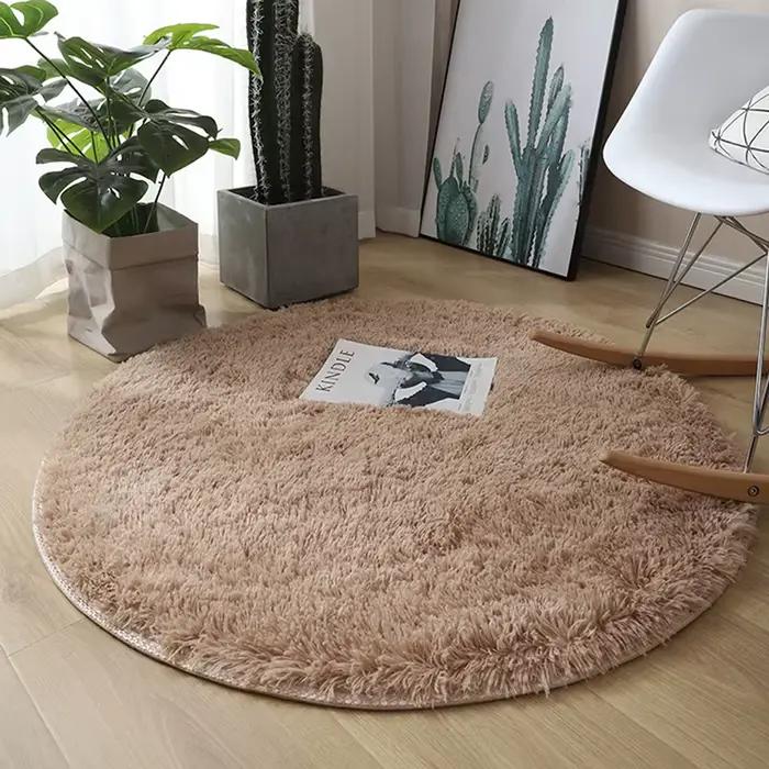Tapis rond en laine pelucheuse