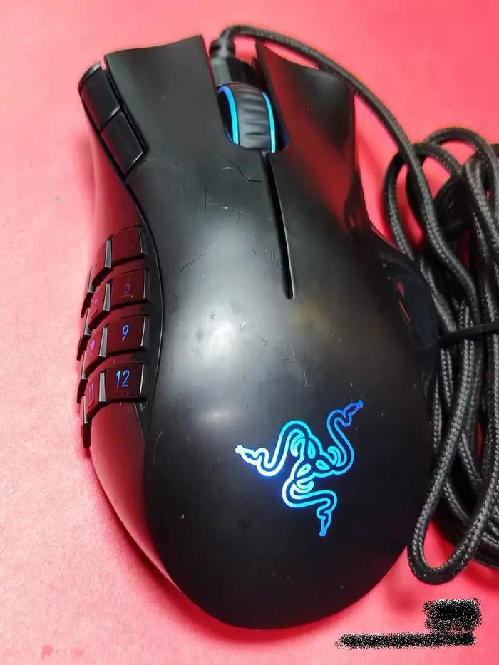 Souris pour Razer NAGA 2012 & Molten