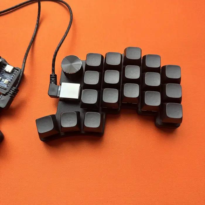 Cheapino V2 36 touches clavier mécanique filaire fendu Kit d'échange à chaud coque d'impression PLA micrologiciel QMK