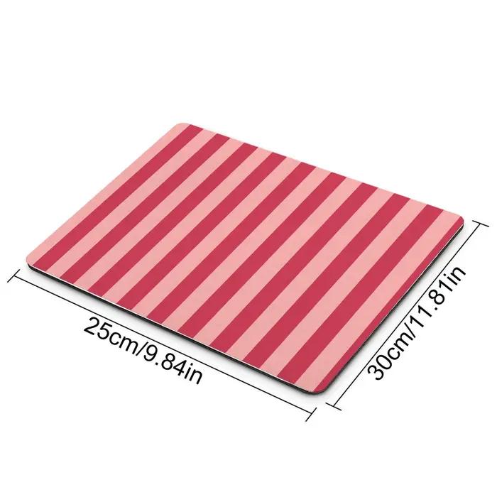 Tapis de clavier moderne à rayures verticales rouge framboise pour la maison et le bureau