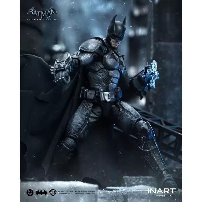 INART "Batman: Arkham Origins" Figurine d'action Batman version endommagée par la bataille 1/12