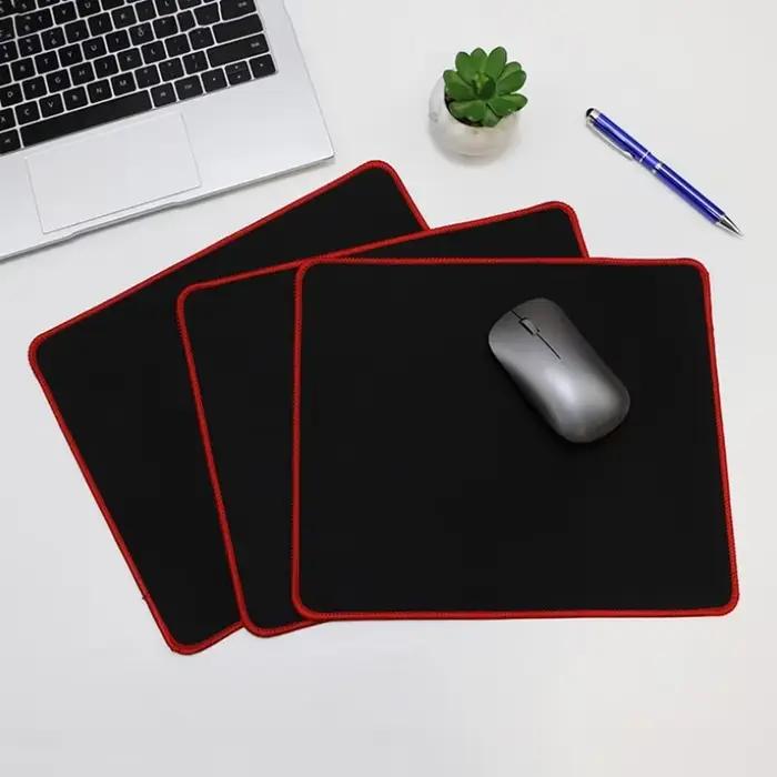 Tapis de jeu de souris tout noir