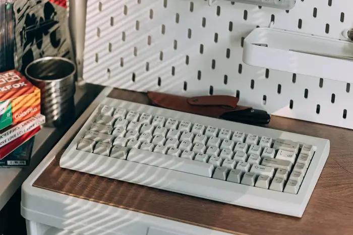 Kataaa modèle VI rétro Tri Mode clavier mécanique HMX commutateurs personnalisés 2.4g
