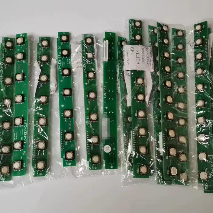 Clavier EZ-FKEY-2.1 (F1-F5) 10A-FKEY-2.1 (F1-F8) 7 touches 10