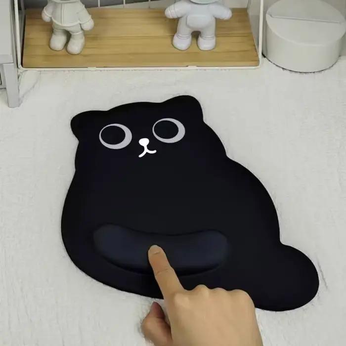 Tapis de souris chat aux grands yeux