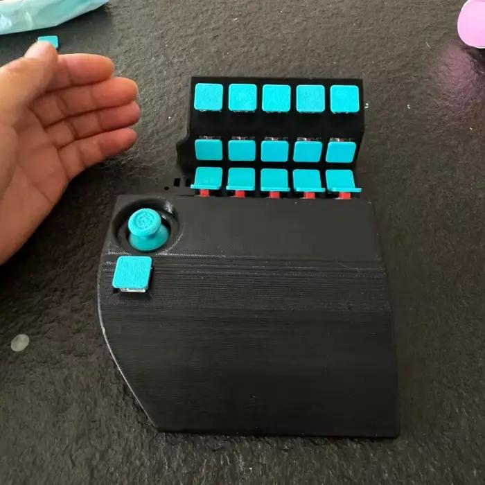NOUVEAU Clavier de jeu incurvé à une main