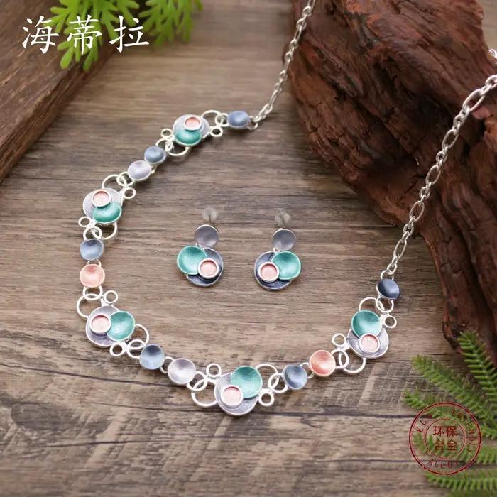 Nouveaux accessoires de bijoux DIY, ensemble collier et boucles d'oreilles clous en émail coloré à pétales ronds, collier fleur géométrique simple et tendance pour femme