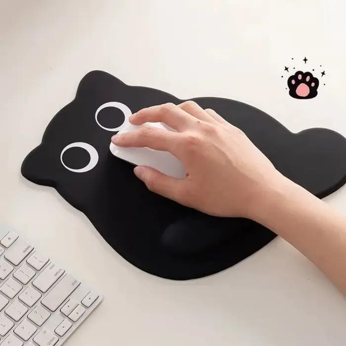 Tapis de souris chat aux grands yeux