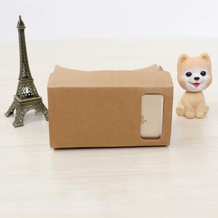 Lunettes de réalité virtuelle en carton