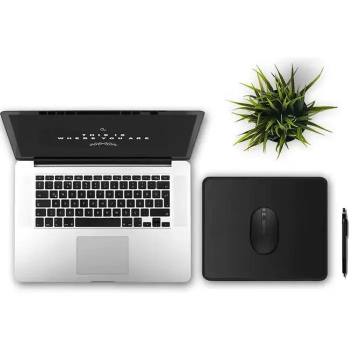 Petit tapis de souris noir solide