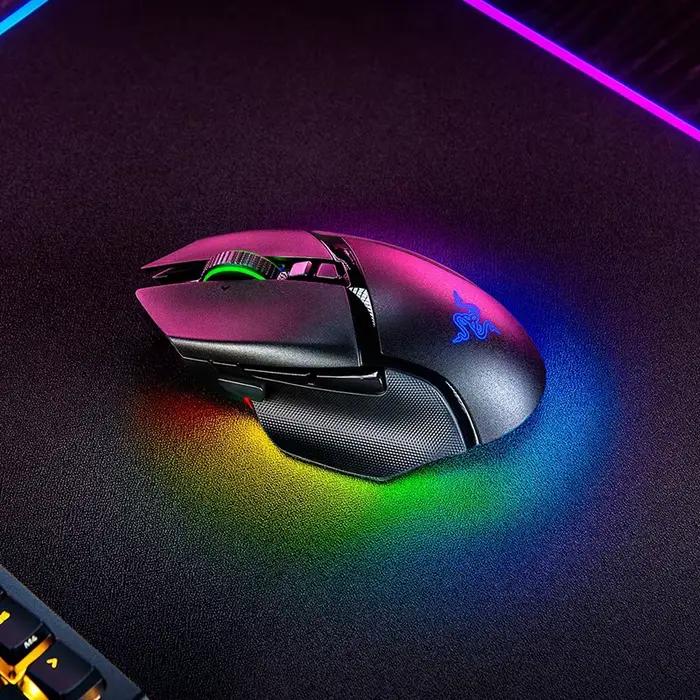 Razer Basilisk V3 Pro souris de jeu sans fil Gamer RGB commutateurs optiques rapides Gen 3 roue inclinable HyperScroll pour Pc La 100% original