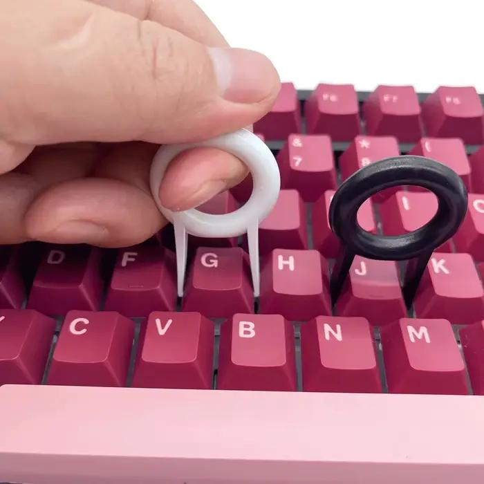 Extracteur de touches pour clavier mécanique