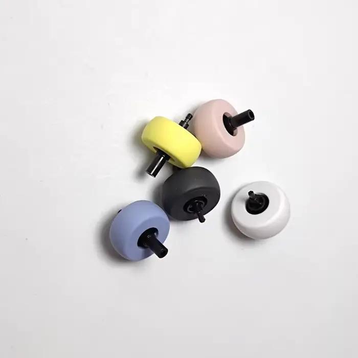 Remplacement de réparation de roue roulante en plastique de souris de poulie