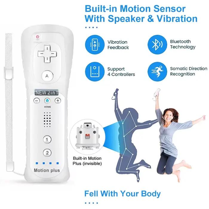 Une paire de télécommandes avec contrôleur Nunchuck pour le contrôle des jeux Wii pour manette de jeu sans fil de console Wii avec Motion Plus