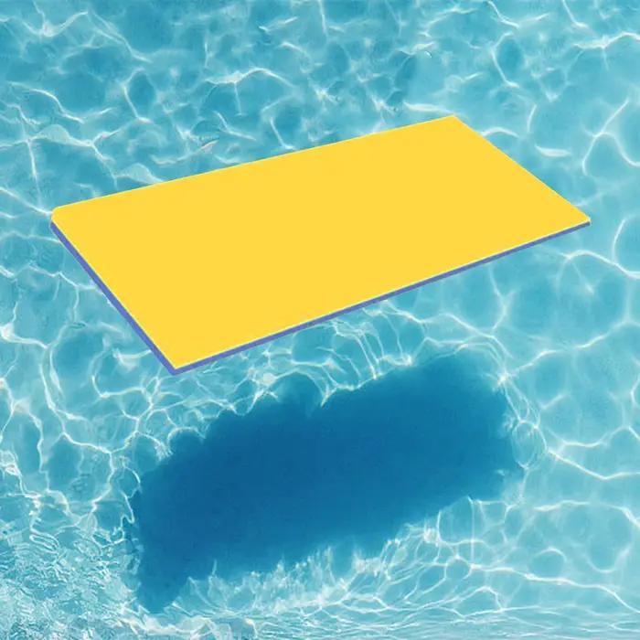 Tapis flottant à l'eau, confortable, pour loisirs aquatiques, matelas à dérive résistant aux déchirures, pour bateau, piscine extérieure, lac d'été