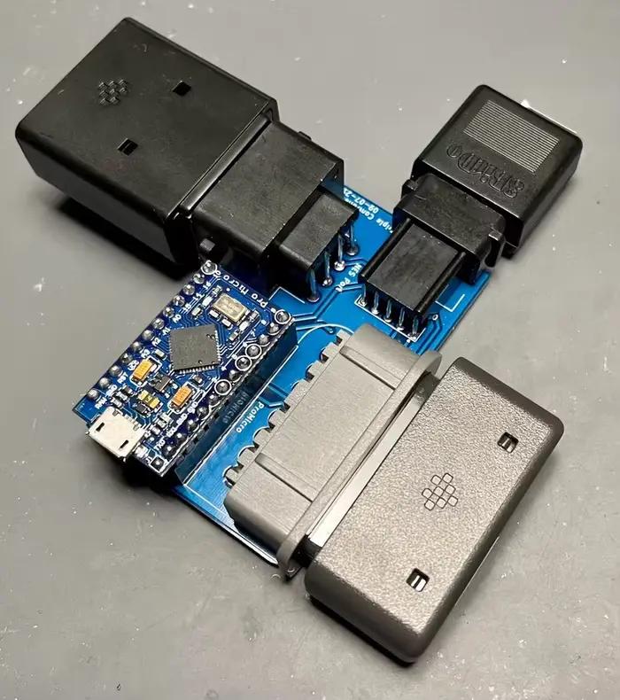 Adaptateur d'interface USB Triple SFC/NES/MD vers USB-C