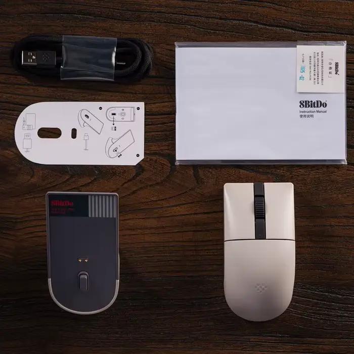 Souris rétro R8 8BitDo avec capteur optique PAW 3395 DPI 26K