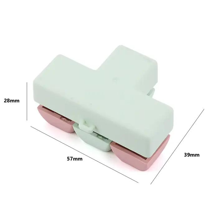 Clavier à doigts anti-stress 4 touches DIY, boutons de clavier DIY, porte-clés apaisant pour enfants et adultes, clavier à faire soi-même, testeur d'axe de clavier mécanique, touches, bouton de clavier fidget pour usage quotidien et occasions spéciales