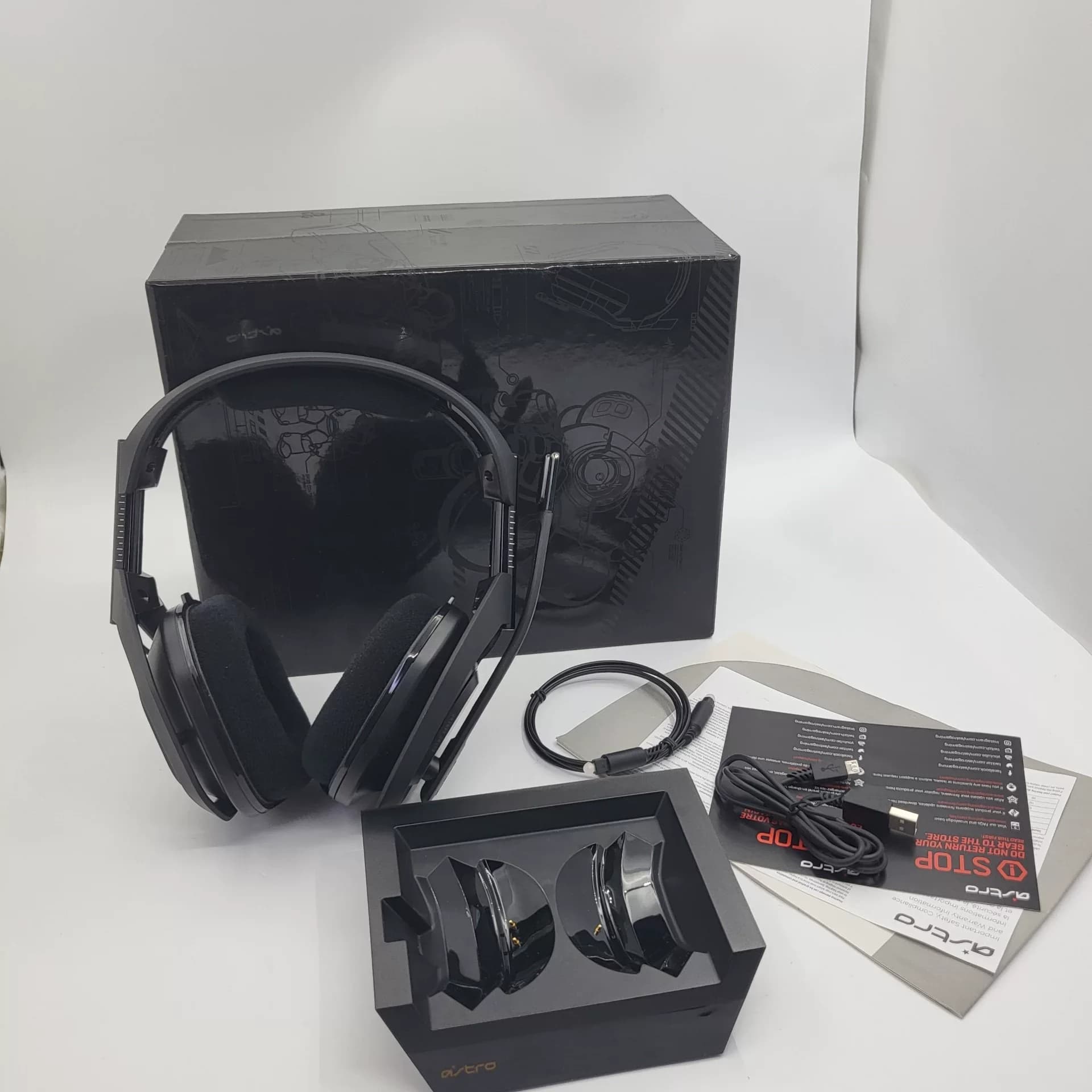 Nouveau casque de jeu sans fil Astro A50 + STATION de Base, Station de Base multifonction 2.4GHZ ave