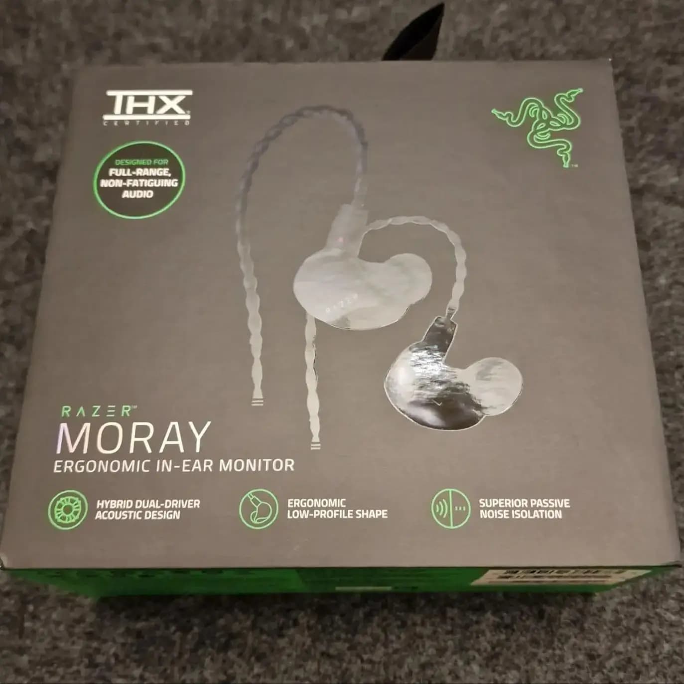Écouteurs intra-auriculaires ergonomiques Razer Moray pour le streaming toute la journée du fil MMCX