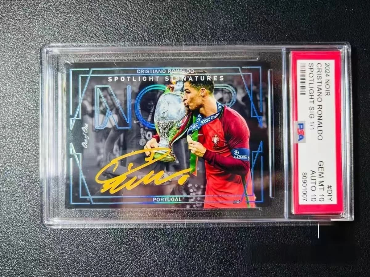 Messi a la Coupe, Ronaldo a la Coupe, Carte artisanale Moments classiques 2024-25, Cartes de collect
