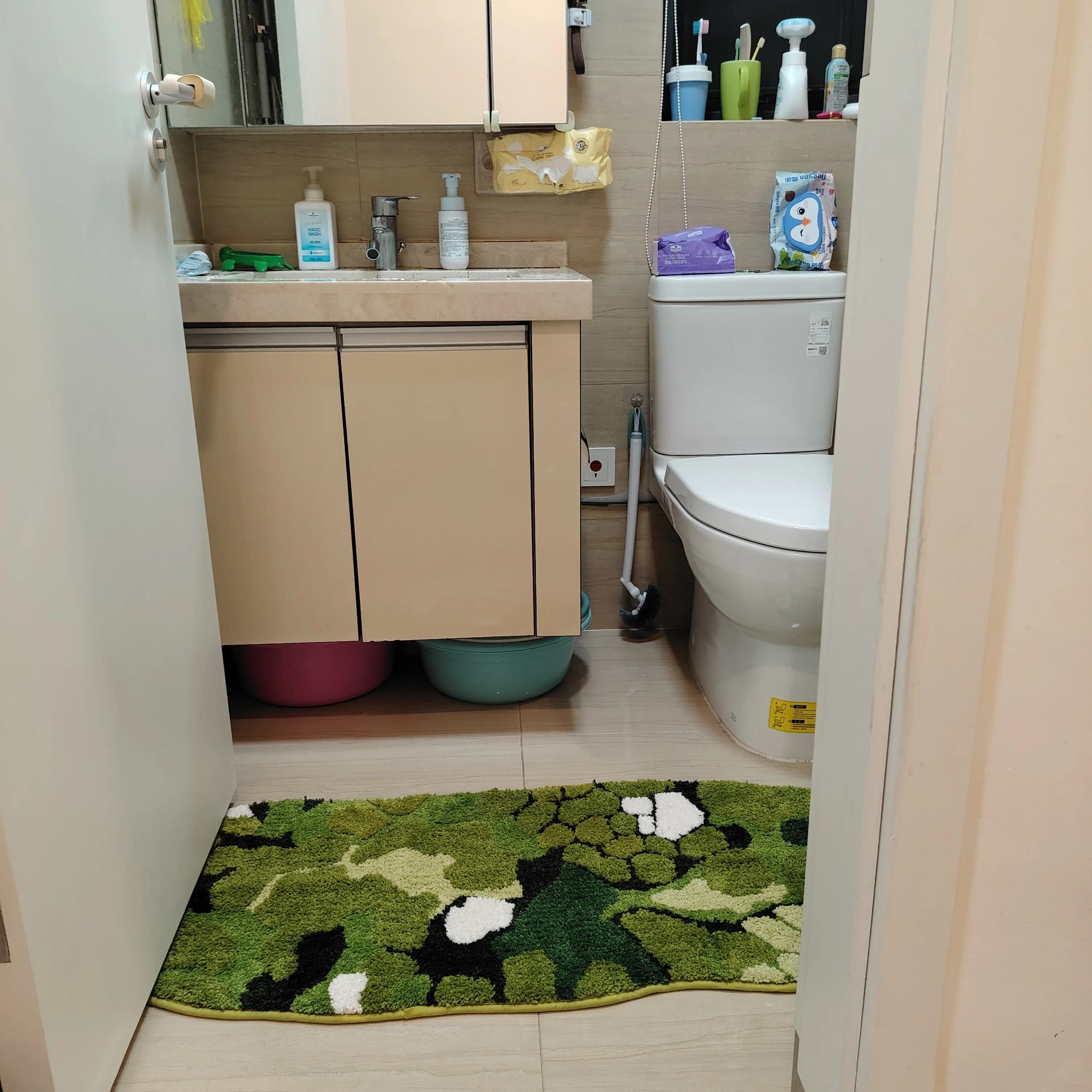 VIKAMA Tapis moderne et minimaliste à motif camouflage vert, matériau doux et respectueux de la peau