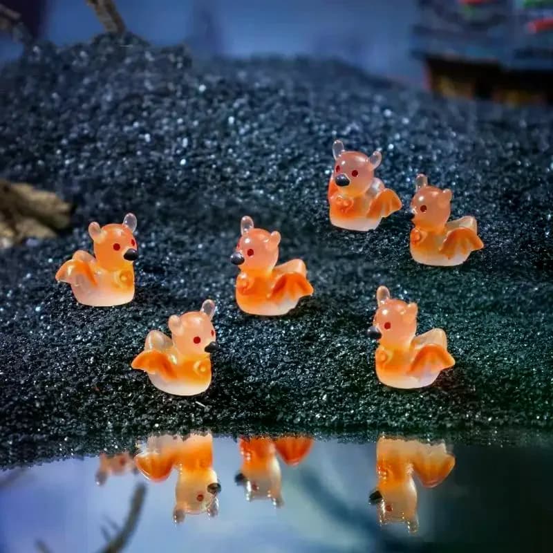 Mini figurines de chauve-souris en résine qui brillent dans le noir, mignonnes pour la décoration de