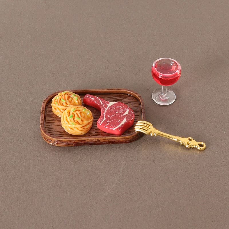 Charmant accessoire pour maison de poupée – Ensemble de salle à manger simulé avec steak, pâtes et v