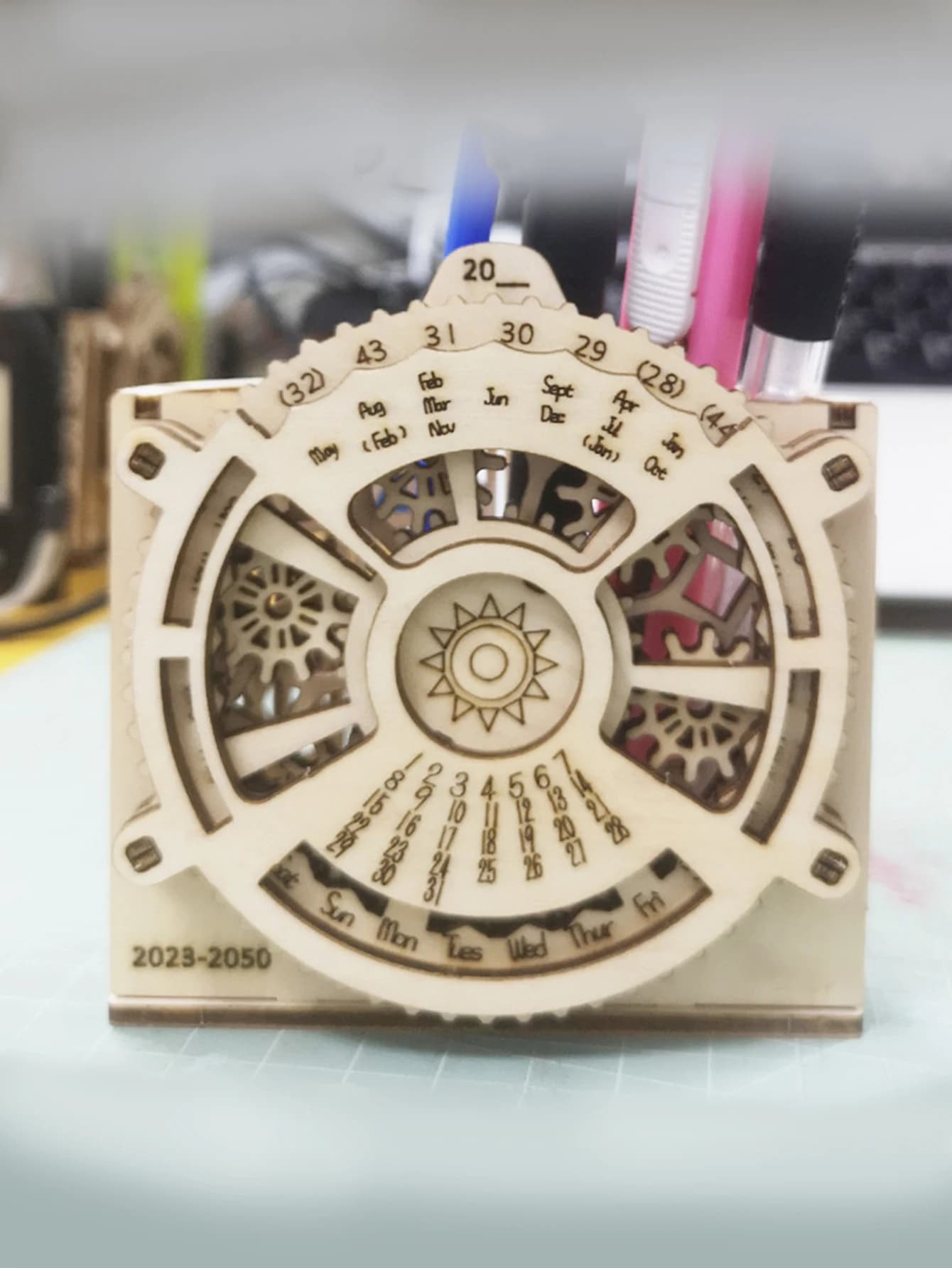 Puzzles 3D en bois, porte-stylo à calendrier perpétuel, Kits de modèles de Construction à propulsion