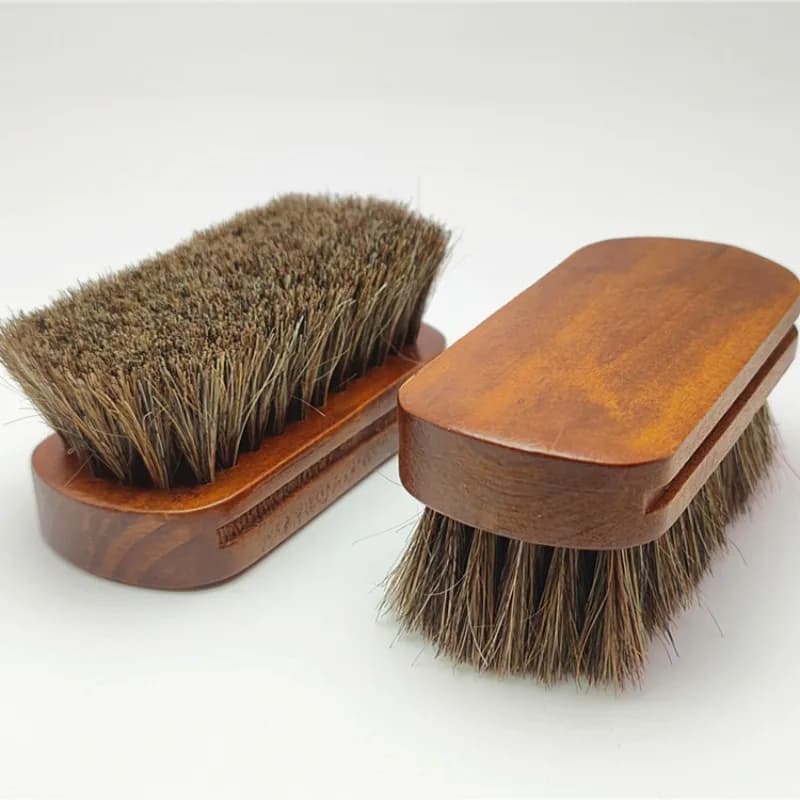 Brosse à chaussures en crin de cheval en bois massif marron. Il peut être utilisé pour les huileurs,
