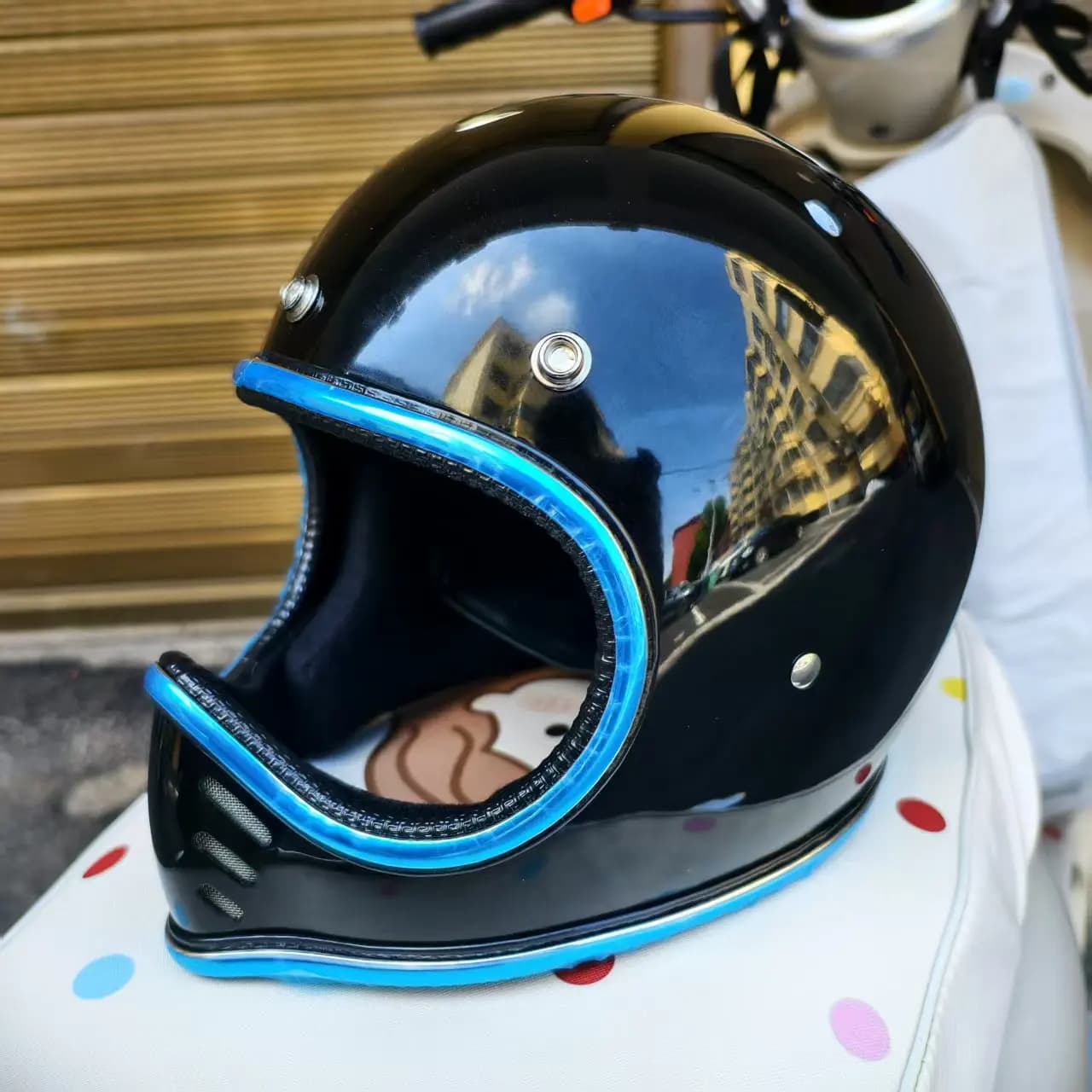 Petit casque à nez pointu, jante argentée chromée, casque de moto rétro en fibre de verre, casque in