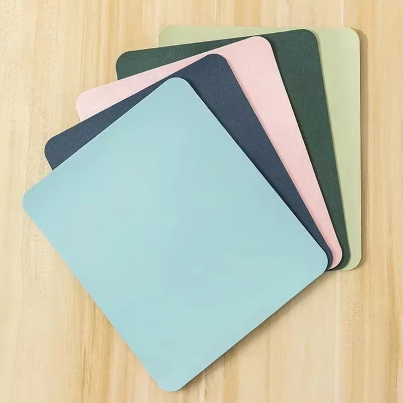 Petit tapis de souris en PU antidérapant, professionnel, pour jeux sur ordinateur de bureau, imperméable, anti-rayures, facile à nettoyer, pour PC, ordinateur portable et ordinateur de bureau