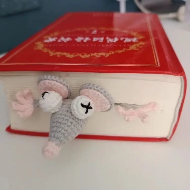 Marque-page souris en crochet fait main mignon et amusant, marque-page rat tricoté 3D DIY pour les amateurs de livres, étudiants, cadeau de lecture, papeterie