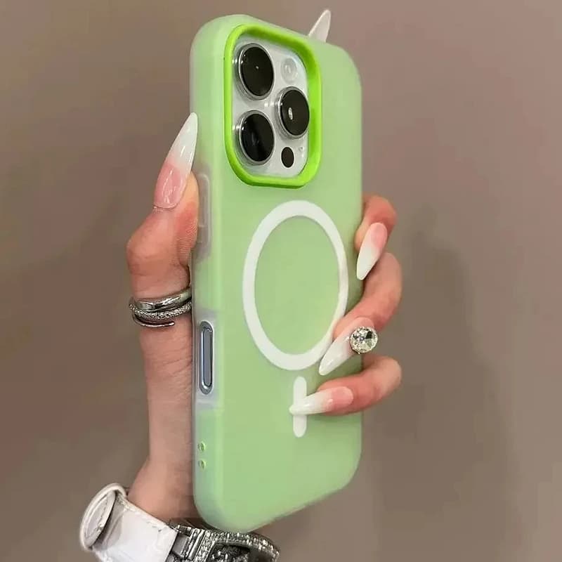 Coque de téléphone magnétique antichoc mate de luxe avec chargement sans fil pour iPhone 11 12 13 14 15 16 17 Pro Max Plus Air