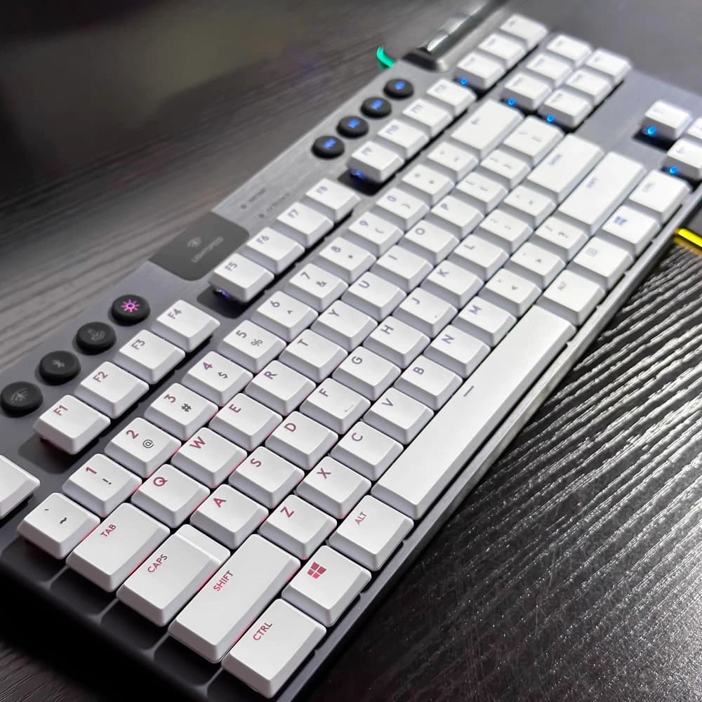 Capuchons de touches personnalisés G913, compatibles avec les claviers mécaniques G913 TKL, G915, G813, G815, translucides (111 touches au total)