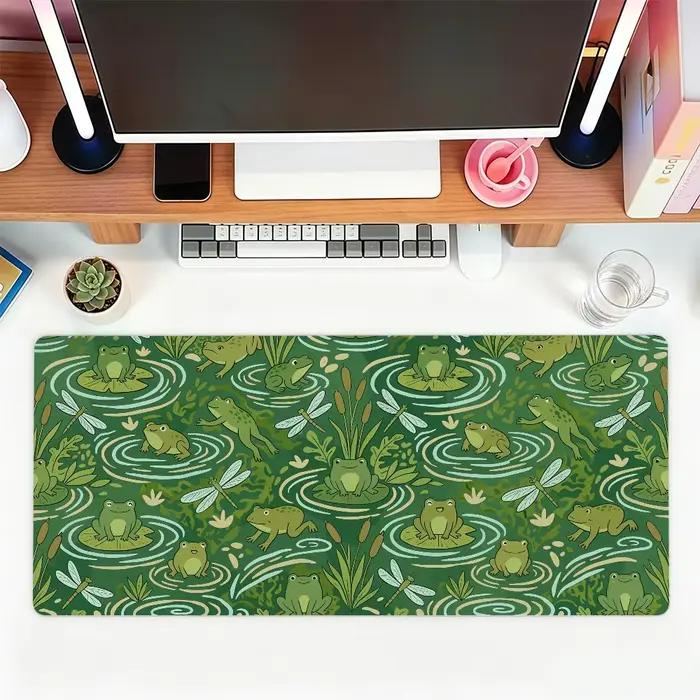 Tapis de souris avec jolie grenouille verte dans un étang, pour le bureau, les jeux et les claviers,