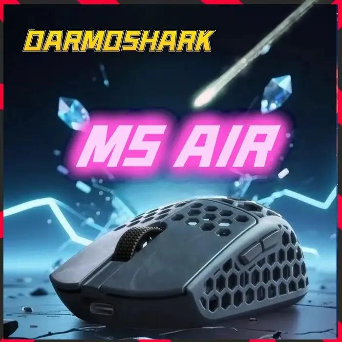 Darmoshark M5 Air souris en Fiber de carbone 31g 3Mode 2.4GHz 8K connexion PAW 3950 30000dpi 750IPS avec molette de défilement CNC pour jeu PC