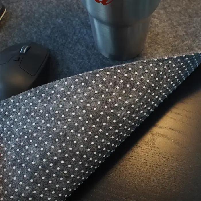 Grand tapis de bureau d'ordinateur doux et respirant