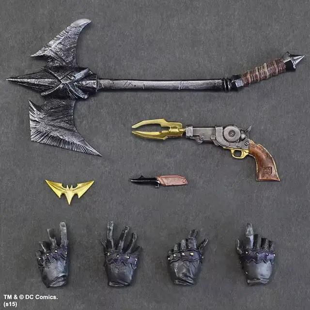 PLAY ARTS-Figurine Batman version rouge