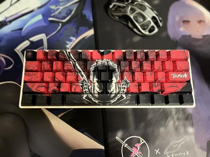Capuchons de touches rouges Berserk Guts Cherry PBT